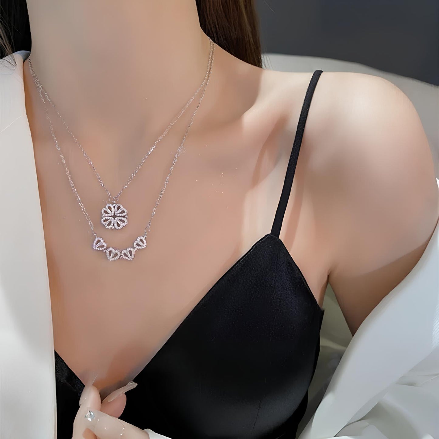 Dilove Çelik Gümüş Açılır Kapanır Kadın Kolye – Zarif ve Şık Model