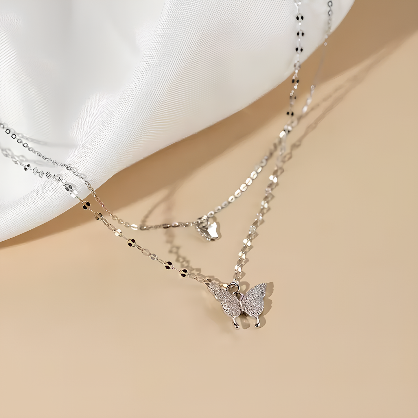 Dilove Zarif Çift Katmanlı Kelebek Kolye – Hediyelik Kadın Aksesuar