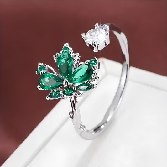 Yeşil & Gümüş Yaprak Tasarım Kadın Yüzük – Ayarlanabilir Zirkon Taşlı | Dilove