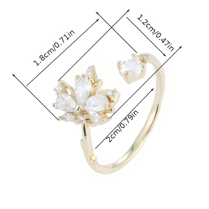 Beyaz & Altın Yaprak Desenli Kadın Yüzük – Şık ve Zarif Ayarlanabilir | Dilove