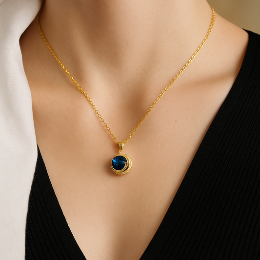 Dilove Işıltılı Mavi Gezegen Kolye – Günlük ve Özel Günler İçin